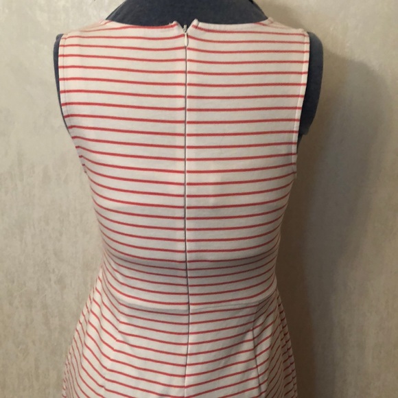 Old Navy pink striped dress - Picture 3 of 4